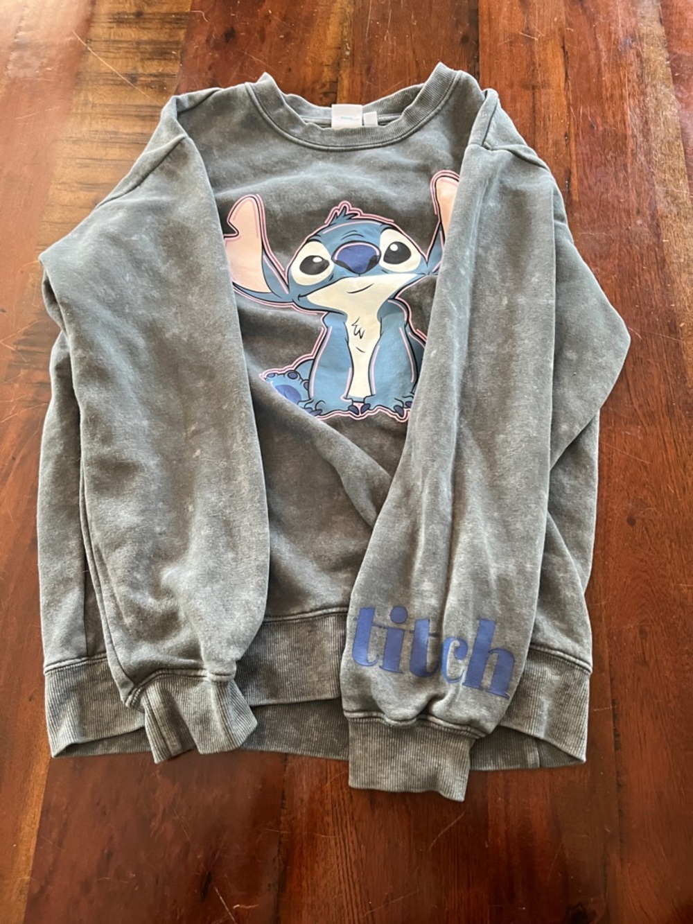 Disney stitch sweatshirt